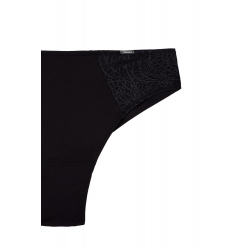 Sexy brazilky s vysokým pasem vytvoří krásnou postavu