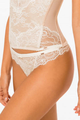 Tanga Dorina D01210N | Triola.cz
